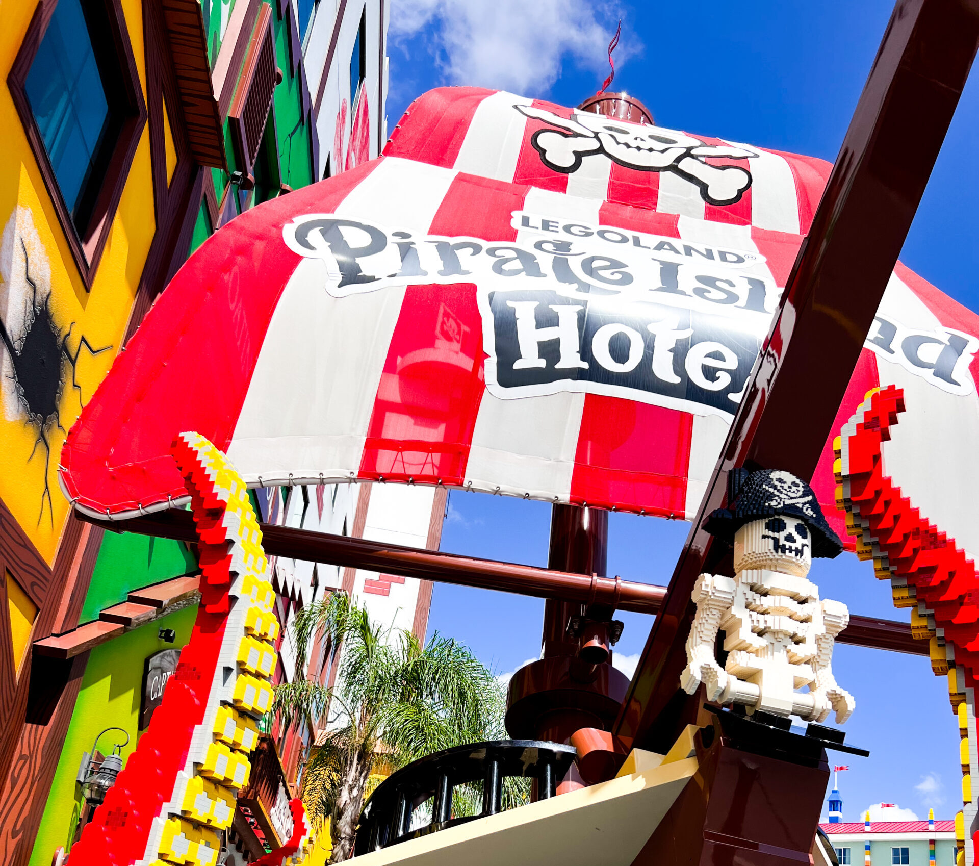 Legoland pirate island hotel