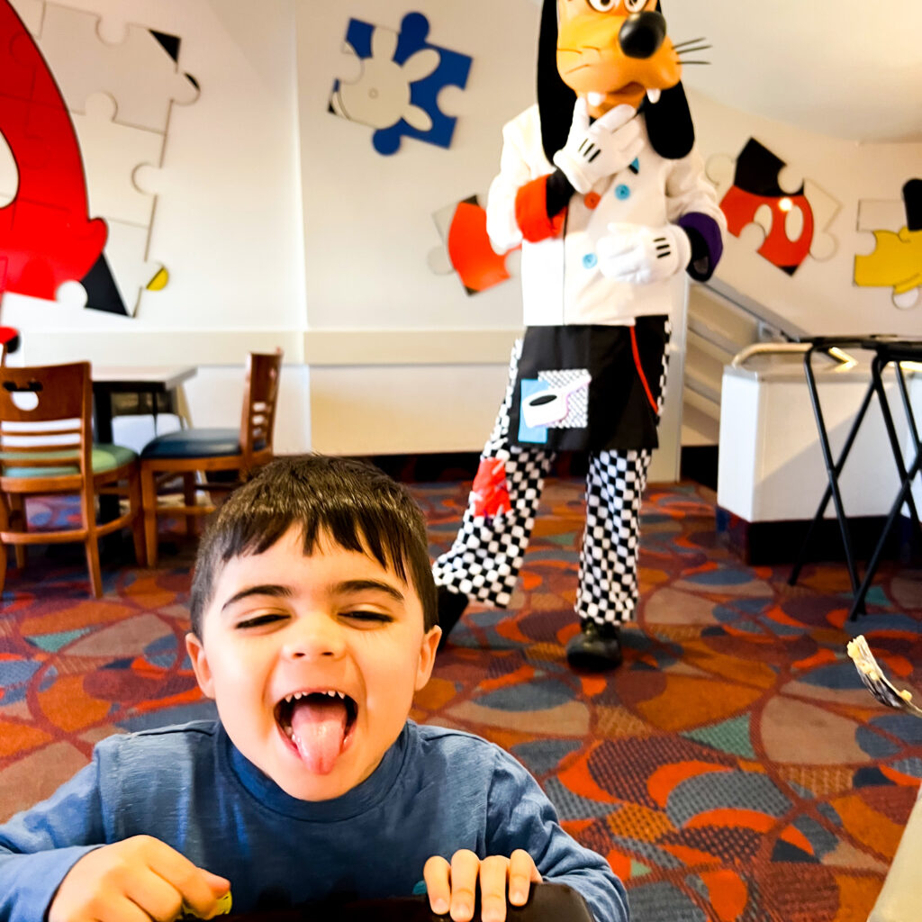 Disney Character Dining - Chef Mickey’s